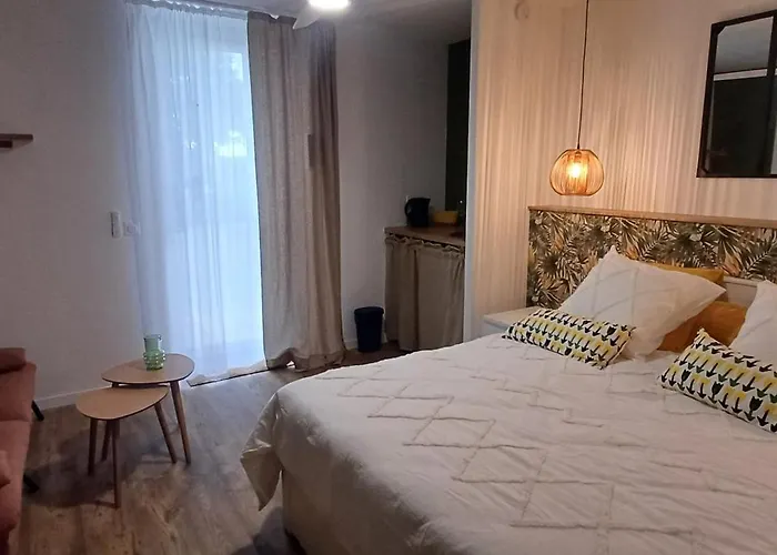 Le Petit Arrigade Гостевой дом 3*