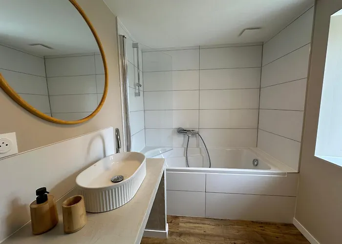 Le Petit Arrigade 3* Mimbaste